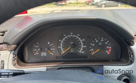 1997 Mercedes-Benz E 420 from USA, damaged, VIN WDBJF72F7VA245827